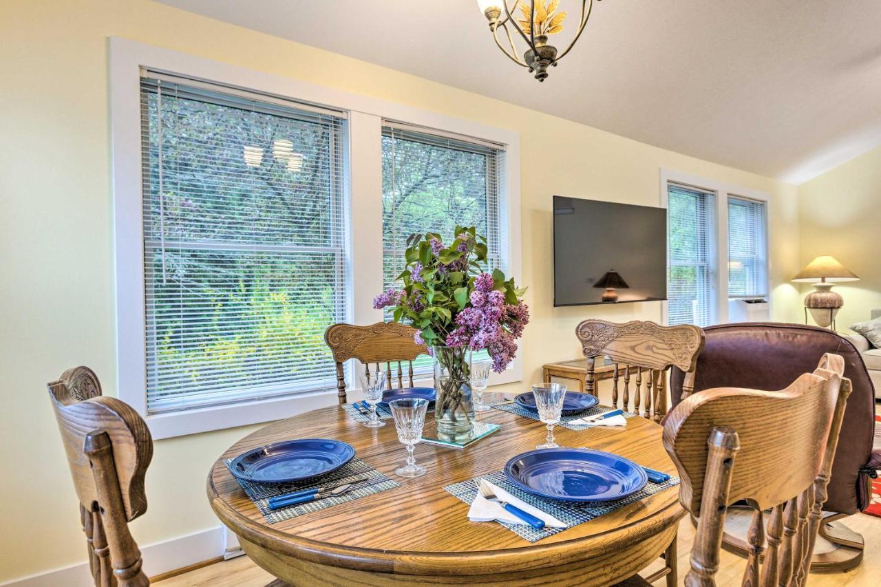 Charming Retreat Near Downtown Frankfort And Beaches المظهر الخارجي الصورة