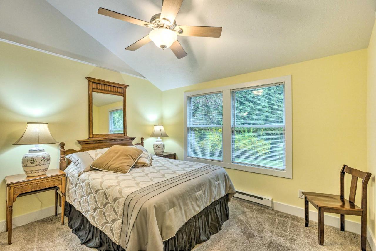Charming Retreat Near Downtown Frankfort And Beaches المظهر الخارجي الصورة