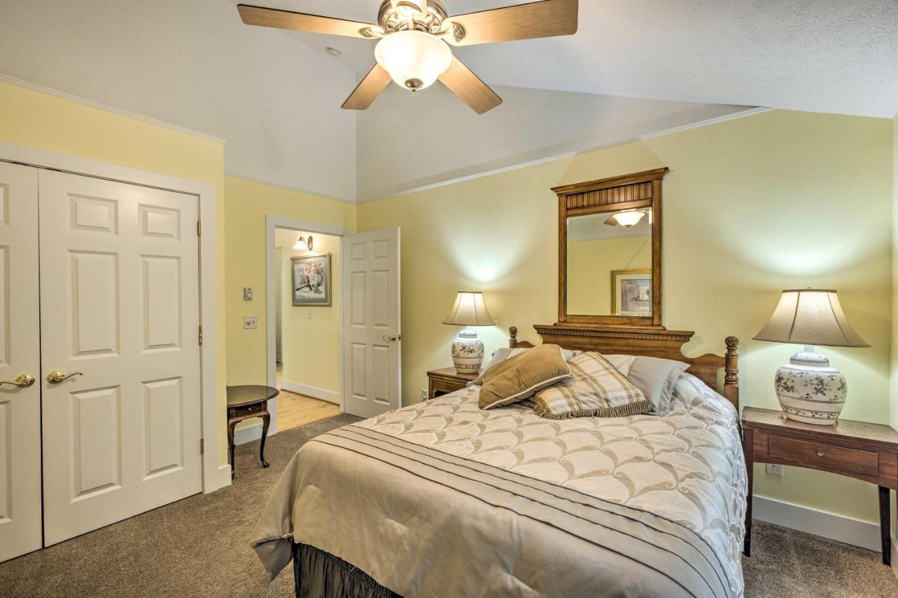 Charming Retreat Near Downtown Frankfort And Beaches المظهر الخارجي الصورة